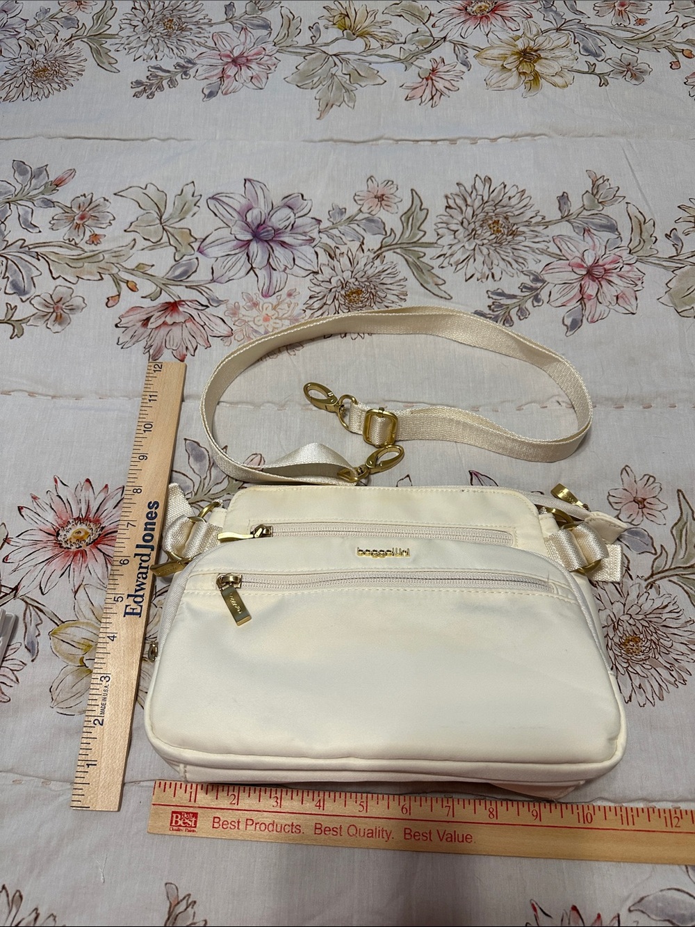 Baggallini Coconut Twill Crossbody Organizer with Gold Hardware